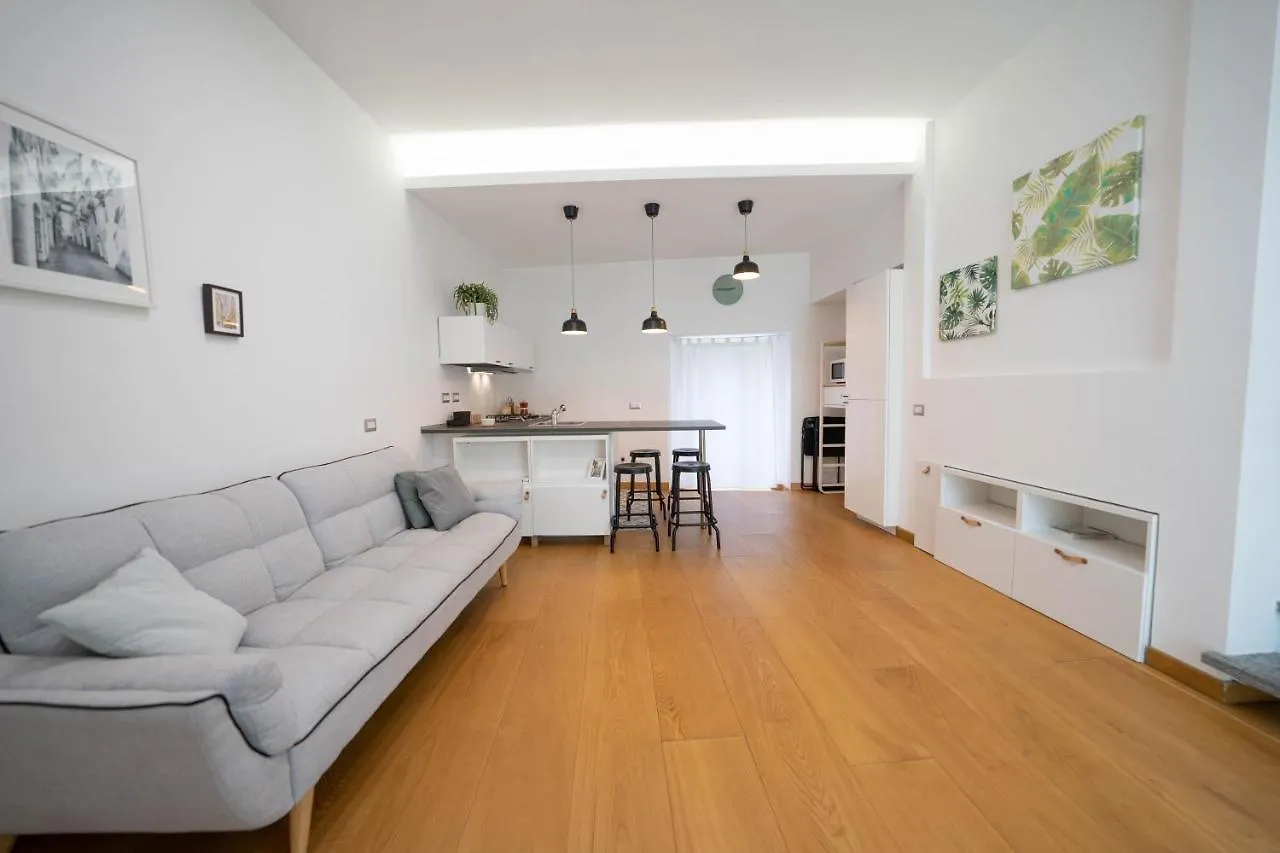 Apartment Andrea'S Home By Dimorra Naples